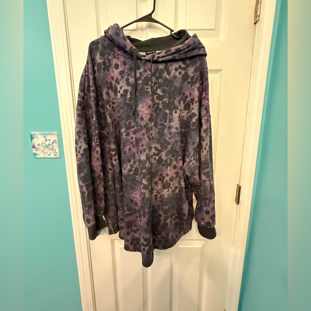 Women’s Sweatshirt